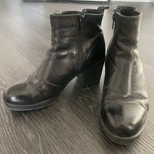Vagabond Black Healed Boots Size 37